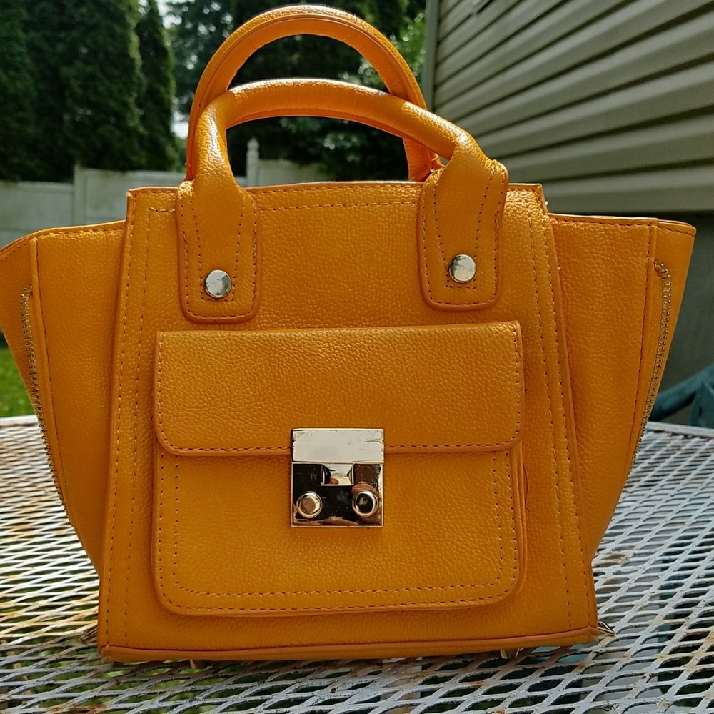 Handbag - Picture 3 of 3